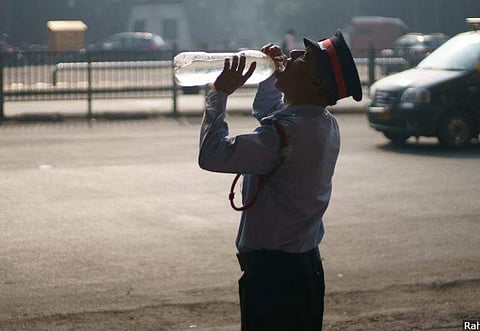 കോഴിക്കോട് ജില്ല ഇന്നും നാളെയും ചുട്ടുപൊളളും; പുറത്തിറങ്ങരുത്, മുന്നറിയിപ്പ് 