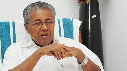 ലോക്ക്ഡൗണ്‍ ഒറ്റയടിക്ക് പിന്‍വലിക്കരുത്; കര്‍മ്മസമിതി മുഖ്യമന്ത്രിക്ക് റിപ്പോര്‍ട്ട് കൈമാറി