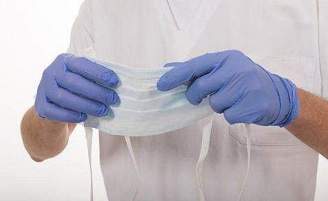 ഉപയോ​ഗിച്ച മാസ്‌ക്കും ​ഗ്ലൗസും വലിച്ചെറിയരുത്; നടപടിയെന്ന് മുഖ്യമന്ത്രി