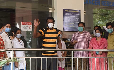 കൊച്ചിയില്‍ കോവിഡ് ബാധിതനായ യൂബര്‍ ഡ്രൈവറും ആശുപത്രി വിട്ടു