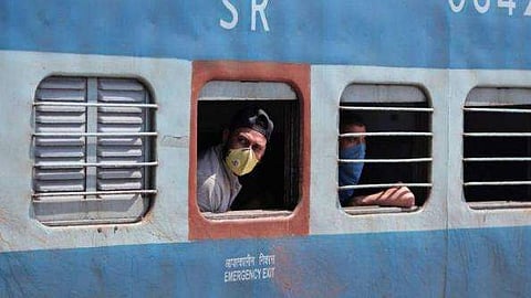 ഏപ്രിൽ 15 മുതൽ ട്രെയിൻ സർവീസ് പുനരാരംഭിക്കുമോ? സത്യാവസ്ഥ ഇതാണ്