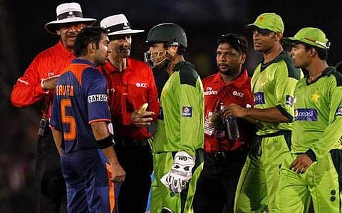 ആശയ കുഴപ്പത്തെ തുടര്‍ന്നാണ്‌ അതെല്ലാം, ഗംഭീറിനോടും ഇഷാന്ത്‌ ശര്‍മയോടും ഏറ്റുമുട്ടിയതിന്റെ കാരണം പറഞ്ഞ്‌ കമ്രാന്‍ അക്‌മല്‍