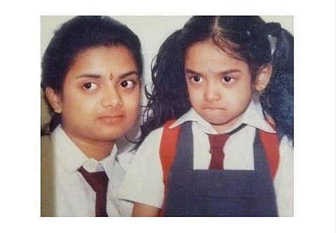 ആ പൊട്ട് ഇഷ്ടപ്പെട്ടില്ല, മുഖം വീര്‍പ്പിച്ചു നില്‍ക്കുന്നത് മലയാളത്തിന്റെ പ്രിയനടി;  വൈറലായി ചിത്രം 