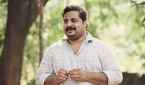 'ഇനിയെങ്കിലും ഈ ദൈവങ്ങളെ സീസൺ വരുമ്പോൾ മാത്രം ആരാധിക്കരുത്'; അപേക്ഷയുമായി നിർമൽ പാലാഴി