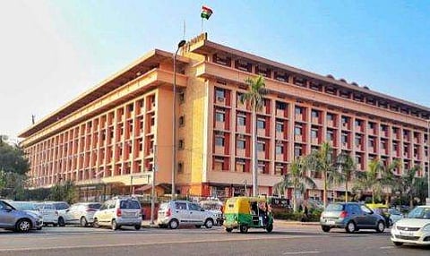 ജീവനക്കാരന് കോവിഡ്; റെയില്‍വേ ആസ്ഥാനം അടച്ചു