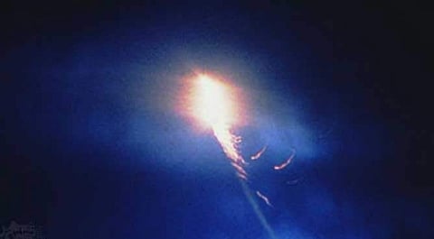 കനത്ത മഴയ്ക്കിടെ ഉഗ്രശബ്ദത്തോടെ പതിച്ച തീഗോളം മണ്ണിനടിയിലേക്ക് പാഞ്ഞു.... പിന്നീട് സംഭവിച്ചത്