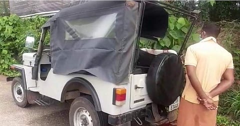 കൊച്ചി മുളന്തുരുത്തിയില്‍ വാഹനാപകടം : രണ്ടുപേര്‍ മരിച്ചു