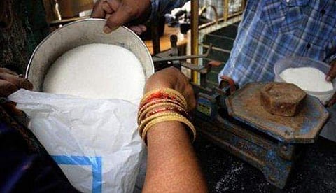 ജഡ്ജിക്ക് സൗജന്യ കിറ്റ് നൽകിയില്ല; റേഷൻ കടയുടെ ലൈസൻസ് തെറിച്ചു