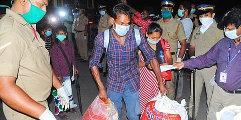 എല്ലാവരെയും തിരിച്ചയയ്‌ക്കേണ്ട, നിര്‍ബന്ധം പിടിക്കുന്നവരെ മാത്രം; സഹായം തുടര്‍ന്നും നല്‍കുമെന്ന് സര്‍ക്കാര്‍