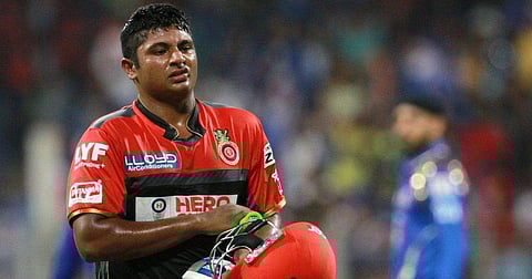 പലായനം ചെയ്യുന്ന തൊഴിലാളികള്‍ക്ക് ഭക്ഷണം, കയ്യടി നേടി കിങ്‌സ് ഇലവന്‍ പഞ്ചാബിന്റെ യുവതാരം