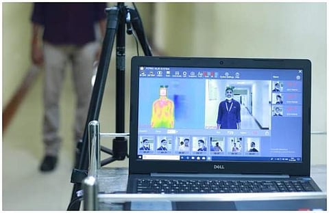 നാല് എയര്‍പോര്‍ട്ടുകളിലും ഒരു റെയില്‍വെ സ്‌റ്റേഷനിലും; 8 ഇന്‍ഫ്രാറെഡ് വാക്ക് ത്രൂ തെര്‍മ്മല്‍ സ്‌കാനറുകള്‍ വാങ്ങിയെന്ന് ആരോഗ്യമന്ത്രി