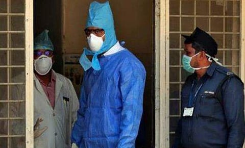 എടപ്പാളിലെ ഡോക്ടര്‍മാരുടെ സമ്പര്‍ക്കപ്പട്ടികയില്‍ 20,000ലധികം പേര്‍; ആശുപത്രികള്‍ അടച്ചു