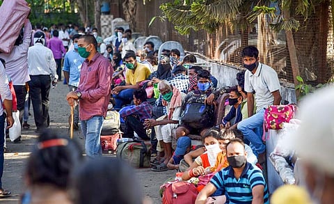 വരുതിയിലാകാതെ 10 നഗരങ്ങള്‍, നോണ്‍ ഹോട്ട്‌സ്‌പോട്ട് മേഖലകളിലും രോഗം കൂടുന്നു, രാജ്യത്ത് കോവിഡ് രഹിത ജില്ലകള്‍ 300ല്‍ നിന്ന് 126 ആയി