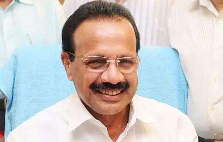 'കേന്ദ്ര മന്ത്രിയാണ്, ‌ക്വാറന്റൈൻ ബാധകമല്ല'- ഡൽഹിയിൽ നിന്ന് ബം​ഗളൂരുവിലെത്തിയ സദാനന്ദ ​ഗൗ‍ഡ