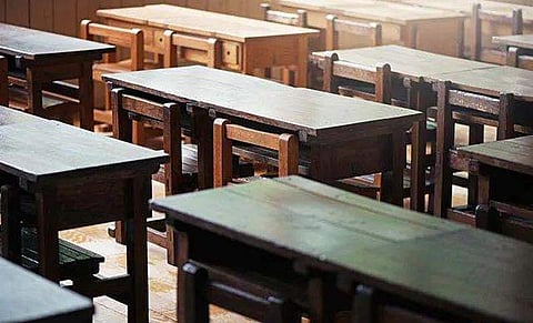 സ്‌കൂളുകളും കോളജുകളും തുറക്കാന്‍ തീരുമാനിച്ചിട്ടില്ലെന്ന് കേന്ദ്ര സര്‍ക്കാര്‍