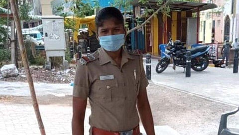 കോവിഡിനെതിരെ കൗണ്ടര്‍ അറ്റാക്ക്, മുന്‍പിലുണ്ട് ഇന്ത്യന്‍ ഫുട്‌ബോളിലെ പെണ്‍പുലി; ഗോള്‍വല കുലുക്കുന്ന അതേ കണിശതയില്‍ ഇന്ദുമതി കതിരേശന്‍ 