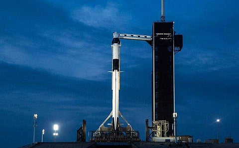 ഉയർന്നു പൊങ്ങാൻ ശേഷിച്ചത് 20 മിനിറ്റ് മാത്രം; ബഹിരാകാശത്തേക്ക് മനുഷ്യരെ എത്തിക്കുന്ന സ്പേയ്സ് എക്സ് ദൗത്യം മാറ്റിവ‌ച്ചു