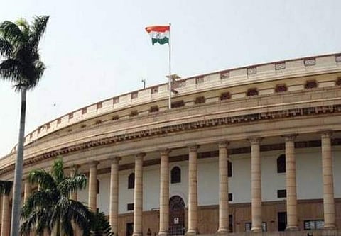 രാജ്യസഭാ സെക്രട്ടേറിയറ്റ് ജീവനക്കാരന് കോവിഡ്; പാര്‍ലിമെന്റിന്റെ രണ്ട് നിലകള്‍ അടച്ചു