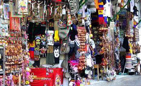 തിരക്ക് കൂട്ടേണ്ട; കടകൾ തുറക്കുന്നതിന് നിയന്ത്രണം