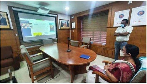 ഇനി വീട്ടിലിരുന്ന് ചികിൽസ തേടാം ; ടെലി മെഡിസിൻ കൺസൾട്ടേഷൻ  ‘ഇ–- -സഞ്ജീവനി’യ്ക്ക് തുടക്കമായി