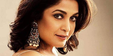 നടി രമ്യാ കൃഷ്ണന്റെ കാറില്‍ മദ്യ കടത്ത്, എട്ടു ബോട്ടില്‍ മദ്യവും രണ്ട് കെയ്‌സ് ബിയറും പിടികൂടി; ഡ്രൈവര്‍ അറസ്റ്റില്‍