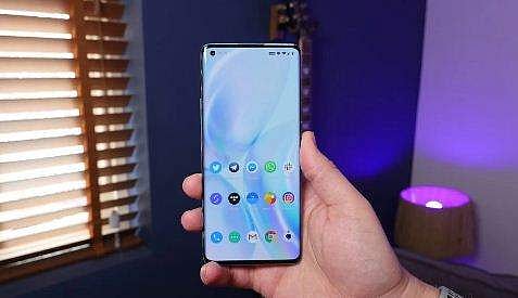 ബഹിഷ്കരണത്തിനിടയിൽ ചൈനീസ് സ്മാർട് ഫോൺ വിറ്റഴിഞ്ഞത് നിമിഷങ്ങൾക്കുള്ളിൽ!