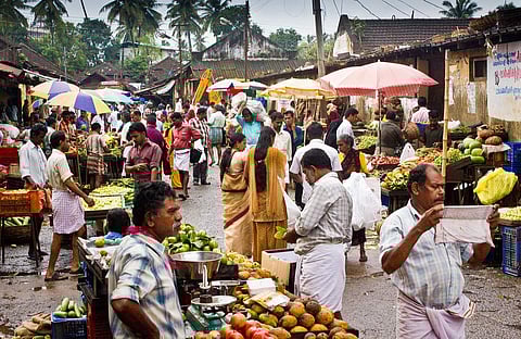 തിരുവനന്തപുരത്ത് വ്യാപാരസ്ഥാപനങ്ങള്‍ക്ക് കര്‍ശന നിയന്ത്രണം; പച്ചക്കറി കടകള്‍ ആഴ്ചയില്‍ നാലുദിവസം മാത്രം