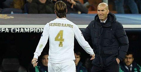 റാമോസിന്റെ ഫ്രീകിക്ക് ബലത്തില്‍ റയല്‍, ബാഴ്‌സയെ തുരത്തി ഒന്നാം സ്ഥാനത്ത് തിരിച്ചെത്തി