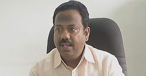 സക്കീറിനെ വിണ്ടും തെറ്റുകള്‍ ചെയ്യാന്‍ സഹായിച്ചത് ഇവരാണ്; തുറന്നടിച്ച് എംഎം ലോറന്‍സ്