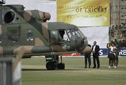 ഫ്‌ലാറ്റ് പിച്ചാണ്, ഒരു ബോംബ് പൊട്ടിയാല്‍ വിട്ടാല്‍ പോവായിരുന്നു, 20 സെക്കന്റ് പിന്നിട്ടില്ല; ടീം ബസിനുള്ളിലെ നടുക്കുന്ന ഓര്‍മയെന്ന് സംഗക്കാര