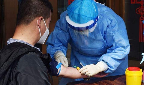 തിങ്കളാഴ്ച മുതൽ സംസ്ഥാനത്ത് കോവിഡ് ദ്രുത പരിശോധന; ലക്ഷണങ്ങൾ പ്രകടിപ്പിക്കാത്ത വൈറസ് വാഹകരെ കണ്ടെത്തും 