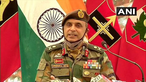 കോവിഡിന്റെ മറവില്‍ നുഴഞ്ഞുകയറാന്‍ തീവ്രവാദികള്‍ ; ഭീകരക്യാമ്പുകള്‍ സജീവം ; 300 പേരെന്ന് സൈന്യം