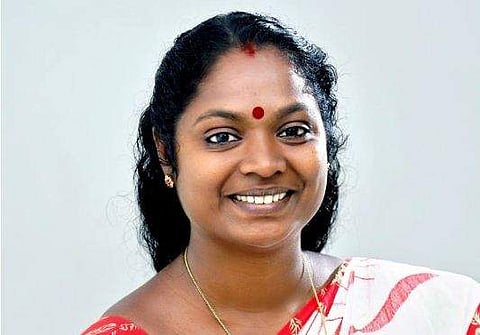 കോവിഡ് രോ​ഗിയുമായി സമ്പർക്കം; സികെ ആശ എംഎൽഎ ക്വാറന്റൈനിൽ