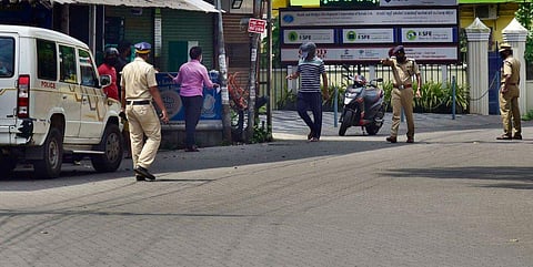 കോഴിക്കോട് തൂണേരിയില്‍ 47 പേര്‍ക്ക് കോവിഡ് ; പഞ്ചായത്ത് ഓഫീസ് അടച്ചു, അതീവ ജാഗ്രത