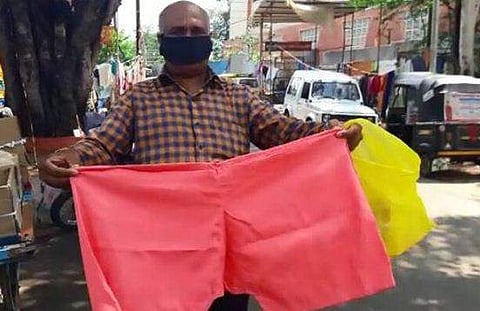 നിക്കറിന് ഇറക്കം കുറഞ്ഞു, ഇലാസ്റ്റിക് ഇട്ടിട്ടില്ല; തയ്യല്‍ക്കാരനെതിരെ പരാതിയുമായി 46കാരന്‍ പൊലീസ് സ്റ്റേഷനില്‍  