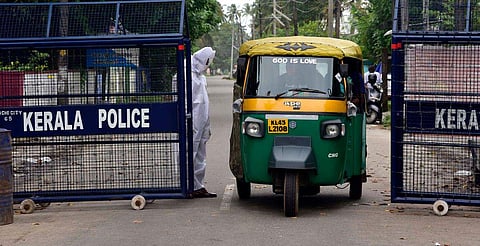 എറണാകുളത്തും ആലപ്പുഴയിലും പുതിയ ക്ലസ്റ്ററുകള്‍ ? ; മൂന്നുദിവസത്തിനിടെ 97 പേര്‍ക്ക് രോഗം, ആകെ രോഗബാധിതര്‍ 170 ; ചെല്ലാനം കൊച്ചിയിലെ പൂന്തുറയോയെന്ന് ആശങ്ക 