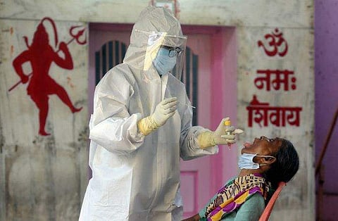 തടസം നീങ്ങി; സർക്കാർ ഡോക്ടർമാരുടെ നിർദ്ദേശം വേണ്ട; രാജ്യത്ത് കോവിഡ് പരിശോധനകളുടെ എണ്ണത്തിൽ വർധനവ്