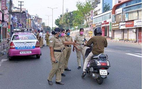 കായംകുളം നഗരസഭ പൂര്‍ണമായും കണ്ടെയ്‌മെന്റ് സോണ്‍ ; കര്‍ശന നിയന്ത്രണം