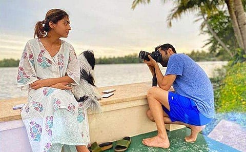 'ചിൻ ഡൗൺ, ഒരു പൊടിക്ക് ഡൗൺ'; നസ്രിയയെ മോഡലാക്കി ഫഹദിന്റെ ഫോട്ടോപിടുത്തം