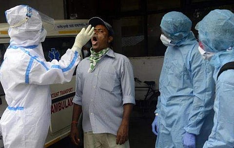 രാജ്യത്ത് കോവിഡ് ബാധിതർ 65 ലക്ഷം കടന്നു; ഇരുപത്തിനാല് മണിക്കൂറിനിടെ 75,829 പുതിയ കേസുകൾ, 940 മരണം 