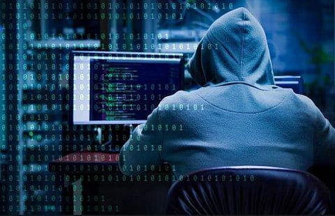 ലോക്ക്ഡൗണില്‍ പണി പോയി; കമ്പനി തിരികെ വിളിക്കാന്‍ വിവരങ്ങള്‍ ചോര്‍ത്തി; സോഫ്റ്റ്‌വെയര്‍ എന്‍ജിനീയര്‍ അറസ്റ്റില്‍