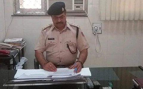 അതിവേഗത്തില്‍ വന്ന വാഹനം ഇടിച്ചുതെറിപ്പിച്ചു; എസിപിക്ക് ദാരുണാന്ത്യം, പ്രതി ഒളിവില്‍