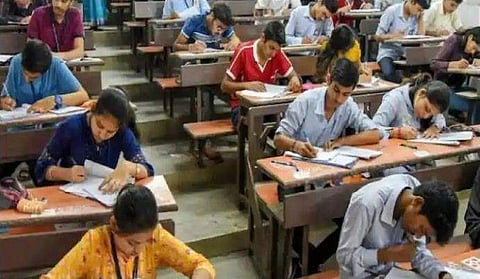 നീറ്റ്, ജെഇഇ പരീക്ഷകളുടെ കാര്യത്തിൽ തീരുമാനം ഇന്നറിയാം : ഉന്നതതല സമിതി ഇന്ന് റിപ്പോർട്ട് സമർപ്പിക്കും