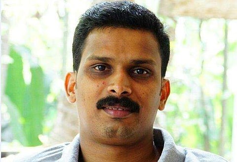 'ചാള്‍സ് ഡാര്‍വിന്റെ കണക്കുപുസ്തകം'- രഞ്ജു എം.വി എഴുതിയ കഥ