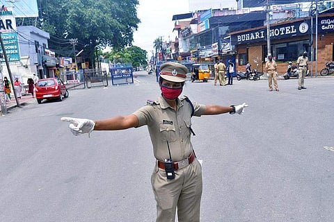 സമ്പർക്കത്തിലൂടെ കോവിഡ് കുത്തനെ കൂടി; തിരുവനന്തപുരം ന‌​ഗരസഭാ പരിധിയിൽ ലോക്ക്ഡൗൺ നീട്ടി
