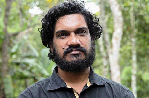 'പനി നന്നായി കുറവുണ്ട് തൊണ്ടവേദനയും, കേരളം അപ്പടി മോശമാണെന്ന് ഞാൻ ഉദ്ദേശിച്ചില്ല'; വിശദീകരണ കുറിപ്പുമായി സനൽകുമാർ