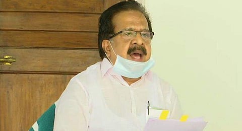 നിയമസഭയെ അവഹേളിച്ചു; രമേശ് ചെന്നിത്തലയ്ക്ക് എതിരെ അവകാശ ലംഘന നോട്ടീസ്