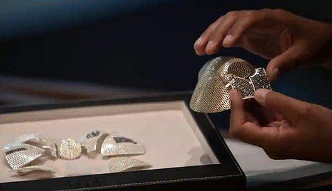 18 കാരറ്റ് സ്വര്‍ണത്തില്‍ ഡയമണ്ടുകള്‍ പതിച്ച മുഖാവരണം; ഒരുങ്ങുന്നത് ലോകത്തിലെ ഏറ്റവും വിലയേറിയ മാസ്‌ക്