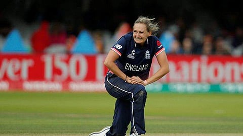 ഇംഗ്ലണ്ടിന്റെ ലോകകപ്പ് ഹീറോ ലൗറ മാര്‍ഷ് വിരമിച്ചു