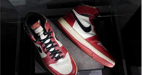 മൈക്കല്‍ ജോര്‍ദാന്റെ ഷൂവിന് നാലര കോടി രൂപ; റെക്കോര്‍ഡ് മറികടന്ന് ലേല തുക